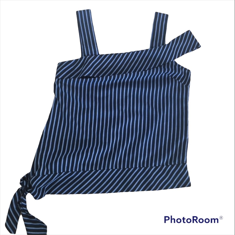 Banana Republic silky top